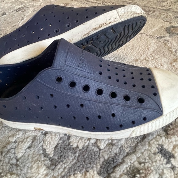 Native shoes - Picture 2 of 5